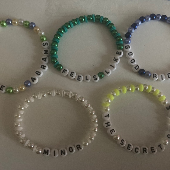 Gracie Abrams Albums Bracelet Set - Picture 1 of 7